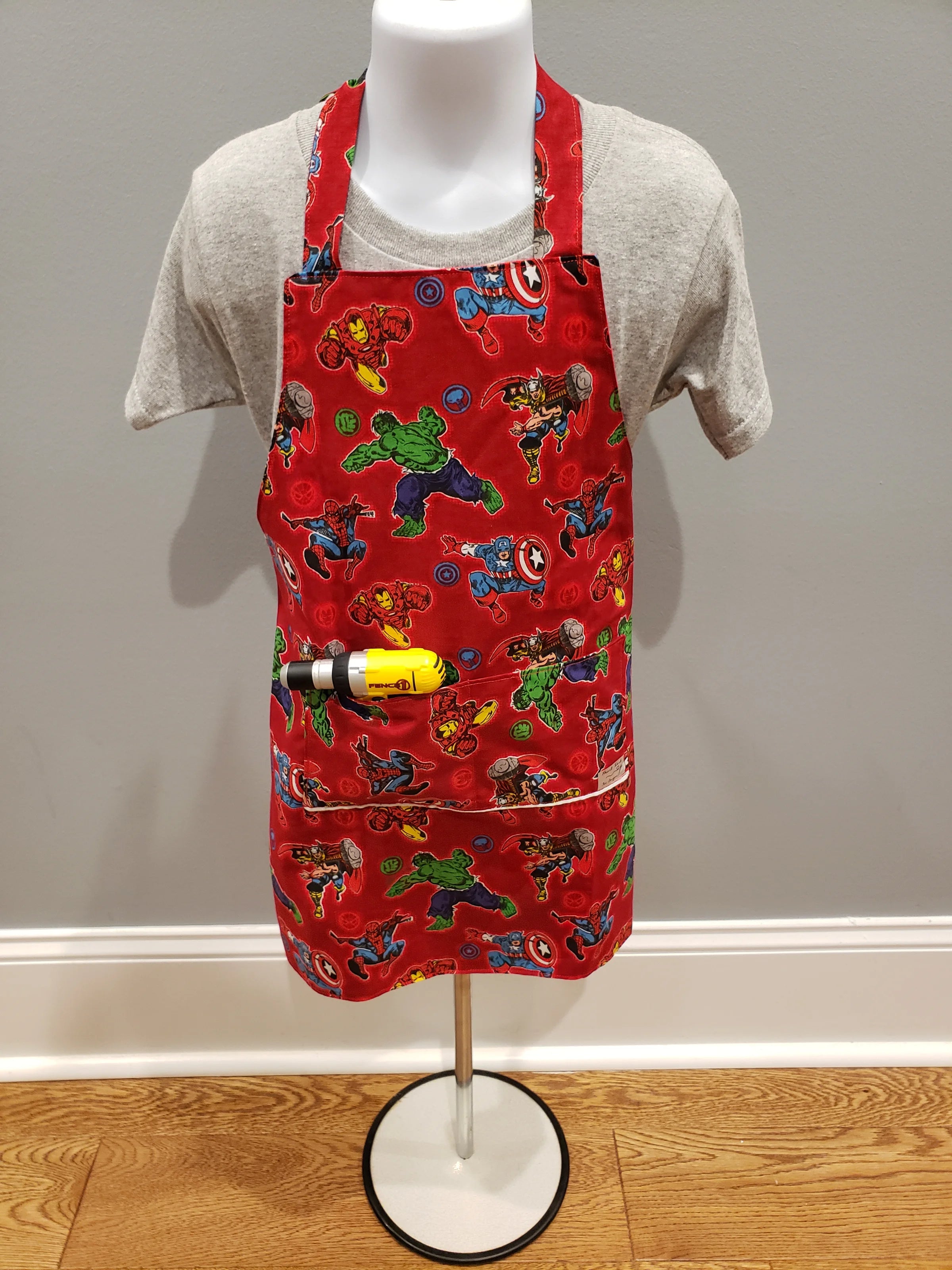 Red Reversible Boys Apron — Ages 4–6