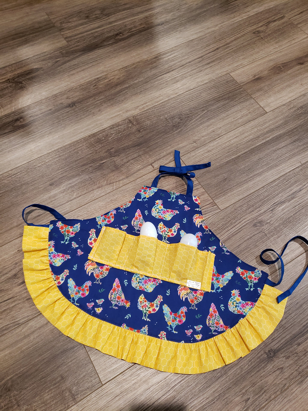 Girls Apron with Egg Gathering Pockets(Reversible)